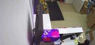 Мужик заказал больше 5000 товаров на WB, тем самым доведя сотрудника ПВЗ до истерики