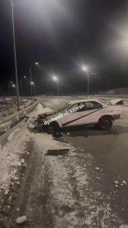 🗣Во Владивостоке на объездной водитель Toyota Corolla жестко разбился об...