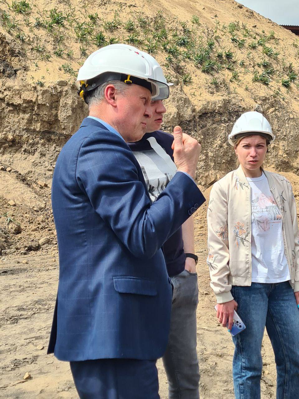 Дрифтеры всю ночь не давали спать жителям домов на улицах...