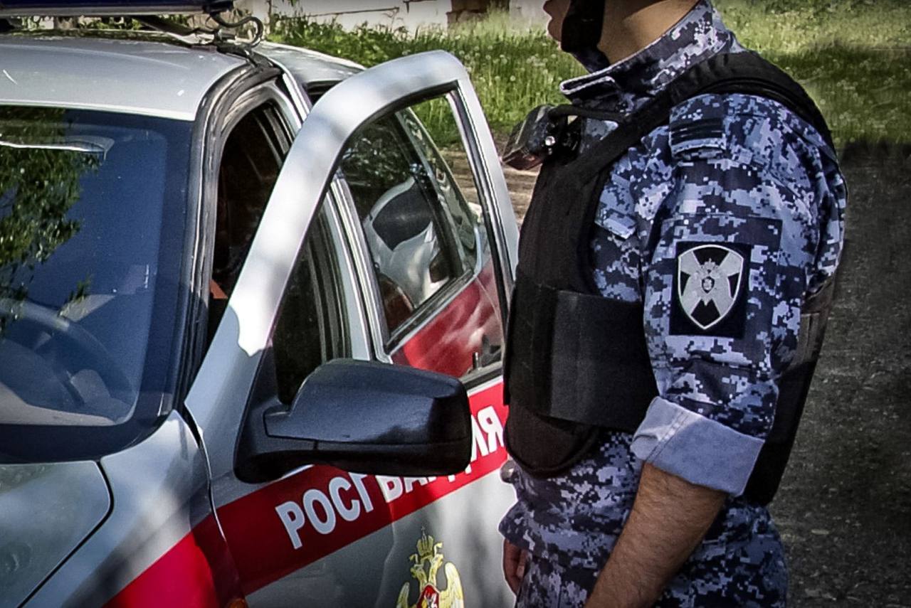 Росгвардейцы задержали находившихся в розыске жителей Хакасии